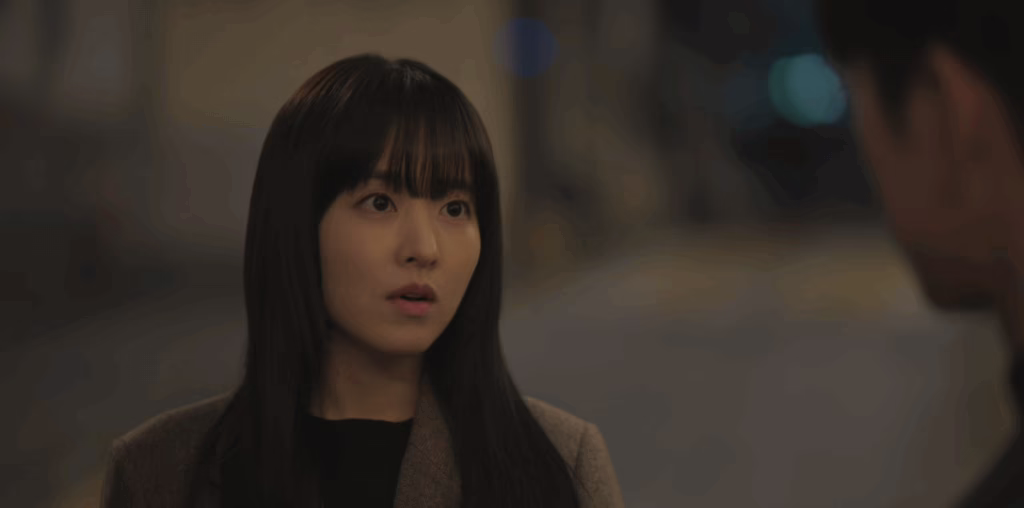미지를 업어주는 호수