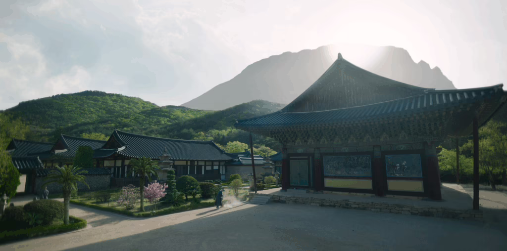 아들낳기를 기원하며 치성을 드리는 애순